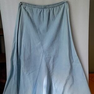 SKIRT and Top Combo: Don't miss this deal!